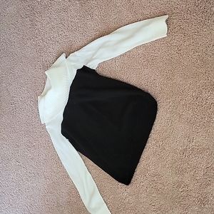 Ladies turtleneck sweater size lg